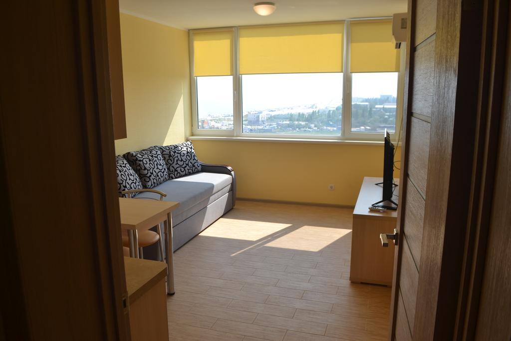 Hotel Promenad Zatoka Bagian luar foto